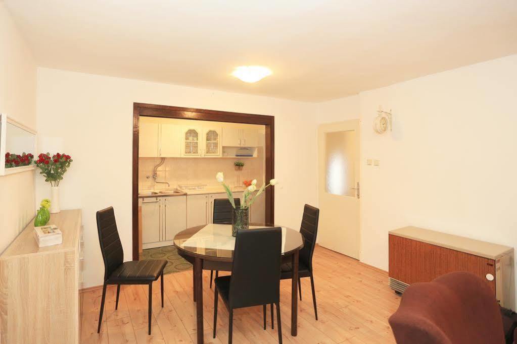 Apartment Ana Arbanasi Zadar Exterior photo